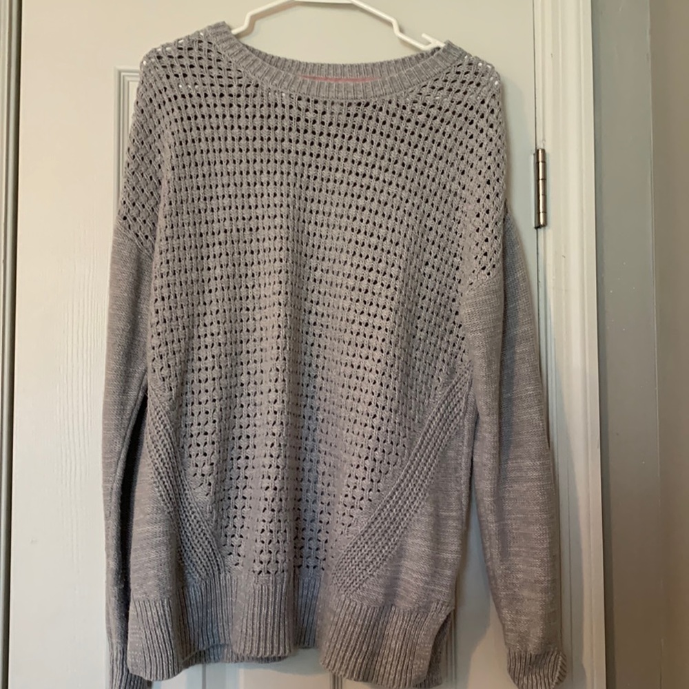 Stylus XL sweater, comfortable and cute!